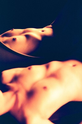 5 / Nude