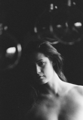 1 / Nude