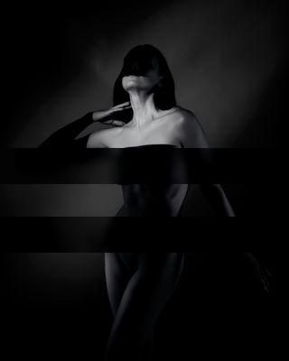 Shadow Play / Fine Art  Fotografie von Fotograf Edsger Studio | STRKNG