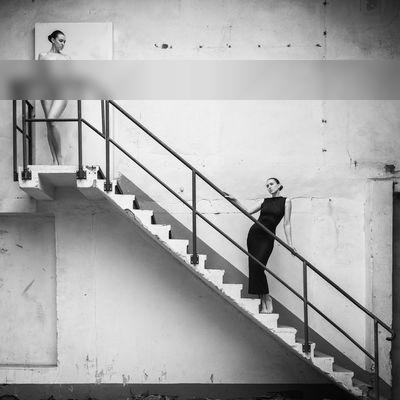 on the stairs / Nude  Fotografie von Fotograf DirkBee ★31 | STRKNG