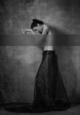 Danse / Portrait  photography by Photographer davalPHOTO ★4 | STRKNG