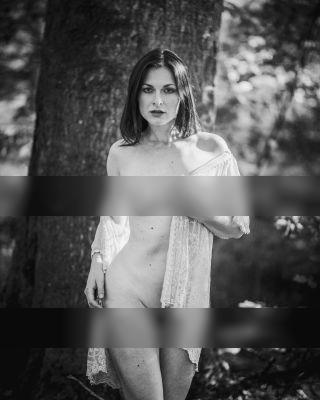 Ivana / Nude  Fotografie von Fotograf Luc Gasparet | STRKNG