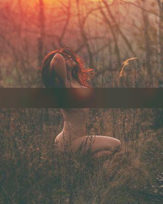 Wenn es Nacht wird im Feuerwald / Nude  photography by Photographer Mario von Oculario ★12 | STRKNG