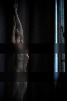 ana hiding / Nude  Fotografie von Fotograf ben ernst2 ★4 | STRKNG