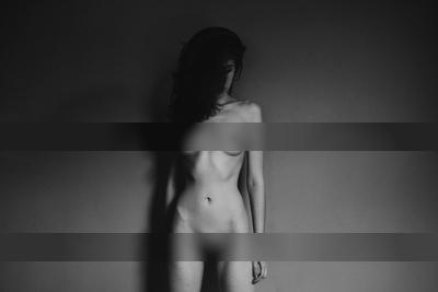 The wait / Nude  Fotografie von Fotografin CyanideMishka ★51 | STRKNG