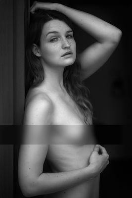 tanja | 4 / Nude  Fotografie von Fotograf Peter Meyer ★8 | STRKNG