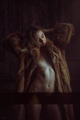 Fur / Nude  photography by Photographer Harald Heinrich ★11 | STRKNG