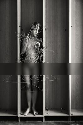 Dress Code / Nude  Fotografie von Fotografin Maria Frodl ★42 | STRKNG