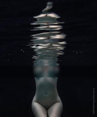 Light in the Darkness / Nude  photography by Photographer Dan Katz ★2 | STRKNG