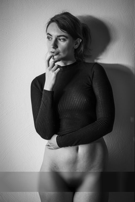 Think / Nude  photography by Photographer BeLaPho ★14 | STRKNG