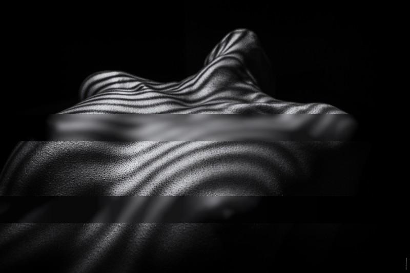 -1190swnoir- | I/V | rue | tanzsaal | 2o2o / 2020-07-26 -1190swnoir- | I/V | rue | tanzsaal | 2o2o / Nude photography by Photographer Willi Schwanke ★32 | STRKNG
