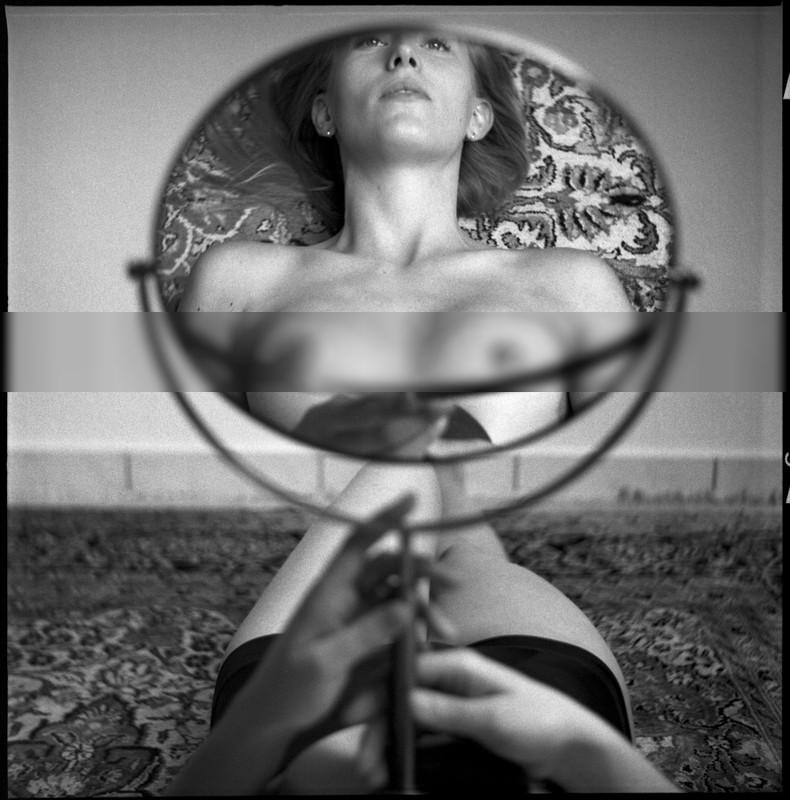 mirror / Black and White  photography by Model BEA AMBER ★26 | STRKNG