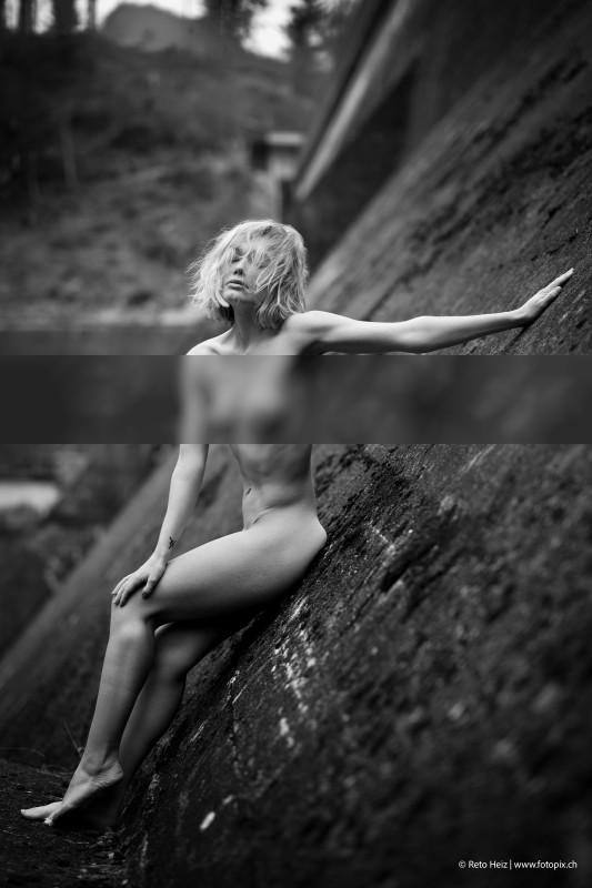 nude at the dam / Nude  photography by Photographer reto.heiz ★6 | STRKNG