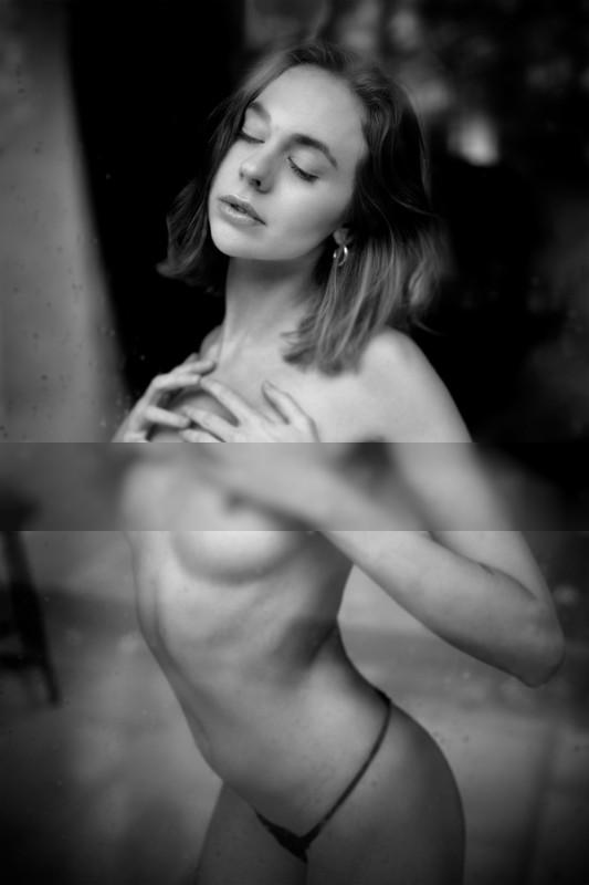 kate | 7 / Nude  photography by Photographer Peter Meyer ★10 | STRKNG