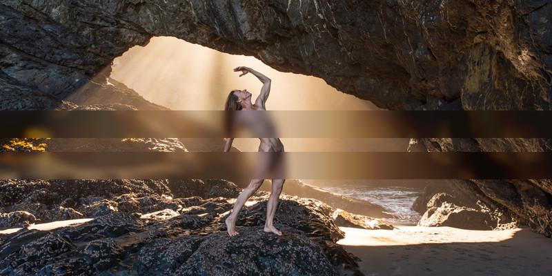 Thunder Cove - self portrait / Nude  Fotografie von Model Anna Sereno ★2 | STRKNG