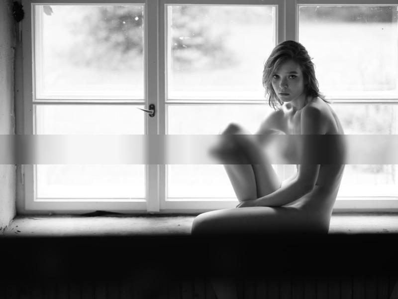 Waiting / Nude  photography by Photographer Rufus ★5 | STRKNG