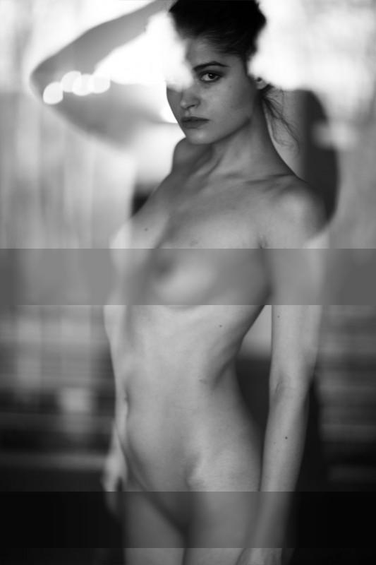 vlada / Fine Art  Fotografie von Fotograf Michael  Hemingway ★31 | STRKNG