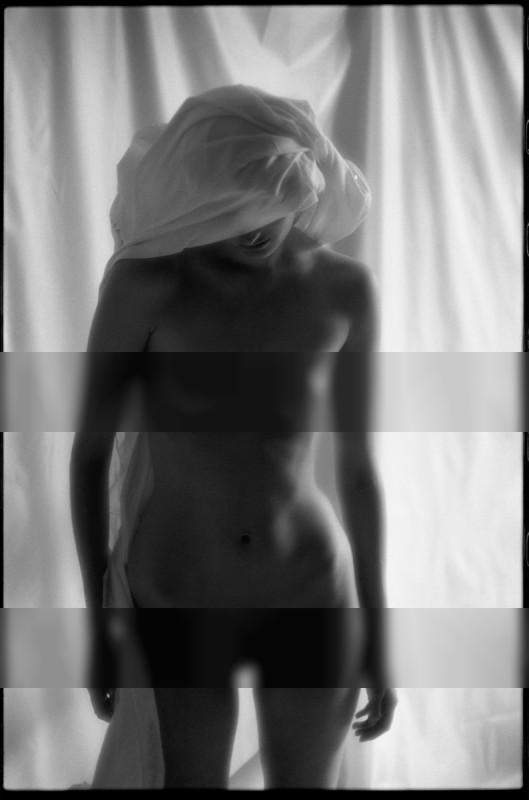 Figure study against the natural light / Nude  Fotografie von Fotograf Pablo Fanque’s Fair ★8 | STRKNG