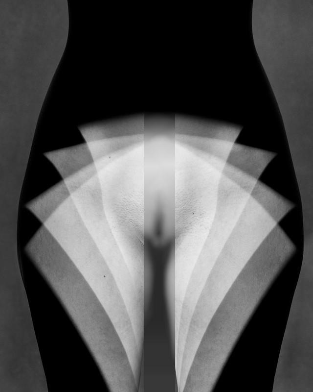 Sacred Geometry / Nude  photography by Photographer Nicholas Freeman ★13 | STRKNG