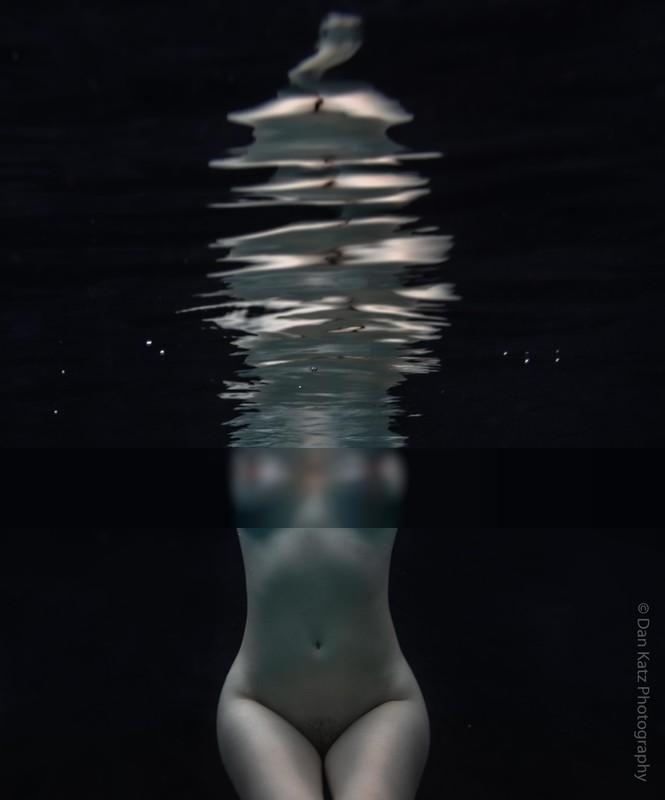 Light in the Darkness / Nude  photography by Photographer Dan Katz ★4 | STRKNG