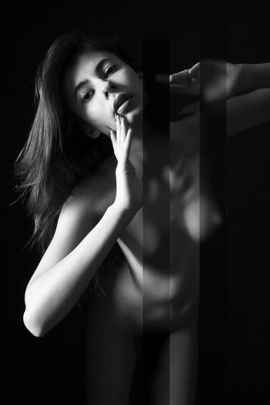 In the Light / Nude  Fotografie von Fotograf Rainer Benz ★5 | STRKNG