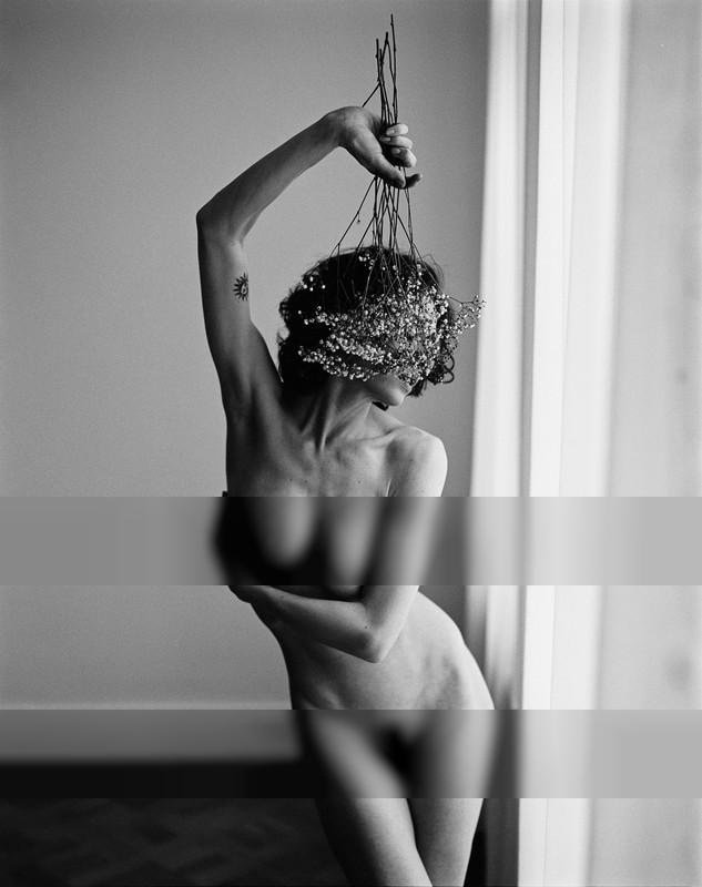 flower dance / Nude  Fotografie von Fotograf Stefan Höltge ★5 | STRKNG