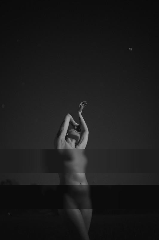 Moon Dancer by Dirk Brune / Nude  Fotografie von Model Rahel van der Meer ★1 | STRKNG