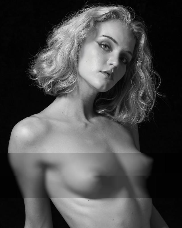 Audra / Nude  Fotografie von Fotograf Barry Bush | STRKNG