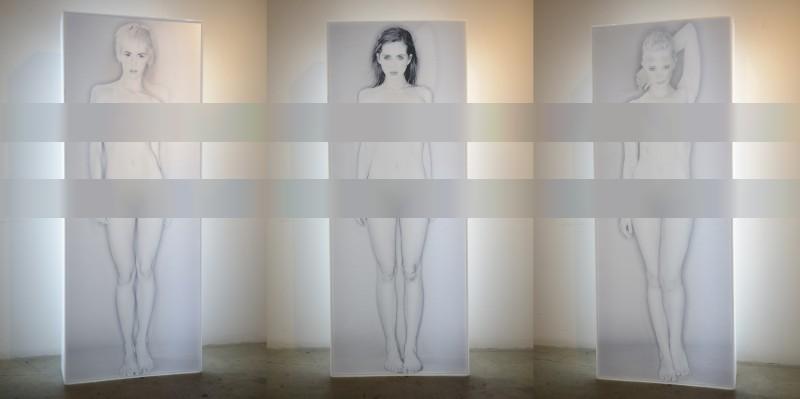 Three Graces 2014  Lenticular mounted on custom acrylic light box.  72&quot; x 28&quot; x 8&quot;  Edition of 3 / Fine Art  Fotografie von Fotograf Gershon Kreimer ★5 | STRKNG