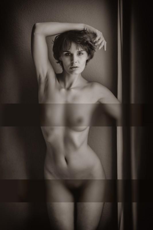 Andi Kunar Andi Kunar / Nude photography by Model Geeska Klaussen ★13 | STRKNG