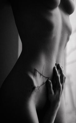 In Your Mind / Schwarz-weiss  Fotografie von Model Miss Souls ★76 | STRKNG