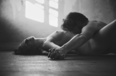 Zärtlichkeit ist das Ruhen der Leidenschaft. Zärtlichkeit ist das Ruhen der Leidenschaft. / People photography by Photographer GaBienne ★38 | STRKNG