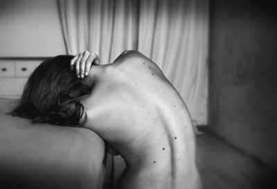 self protection / Nude  Fotografie von Fotografin GaBienne ★41 | STRKNG