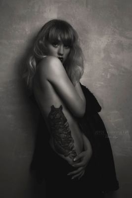 To Be A Rock And Not To Roll / Nude  photography by Model Madame Wallace ★5 | STRKNG