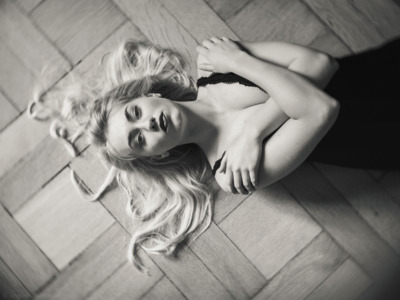 Medusa / Schwarz-weiss  Fotografie von Model Madame Wallace ★4 | STRKNG