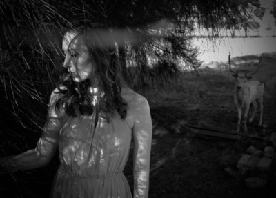 I don't know anything about your song…however the trail you leave is beautifully fascinating / Fine Art  Fotografie von Fotografin Mary Gotsi | STRKNG