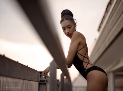 Djamila / Mode / Beauty  Fotografie von Fotograf Jochen Abitz ★6 | STRKNG