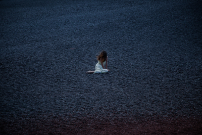 Into the distance / Konzeptionell  Fotografie von Fotografin ElisaImperi ★7 | STRKNG