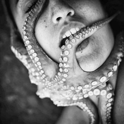 Madness / Schwarz-weiss  Fotografie von Fotografin irene fittipaldi ★5 | STRKNG