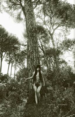 La Mujer Ciervo / Nude  photography by Photographer Ana Sioux ★3 | STRKNG