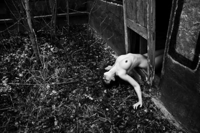 ...the burrow... / Nude  Fotografie von Fotograf Marcus Kauth ★8 | STRKNG