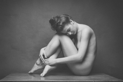 rest / Schwarz-weiss  Fotografie von Model la gipsy ★116 | STRKNG