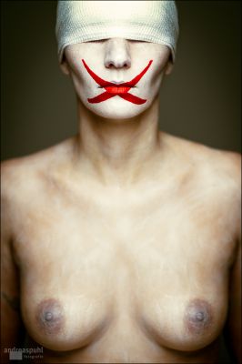 don't don't / Nude Fotografie von Fotograf Andreas Puhl ★80 | STRKNG