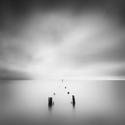 Pier structure, Sausalito California, USA 2014. / Fine Art  Fotografie von Fotograf Thibault ROLAND ★5 | STRKNG