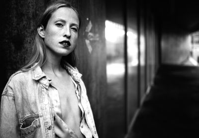 Lookin at you, kid / Portrait  photography by Photographer Gregor Sticker ★19 | STRKNG