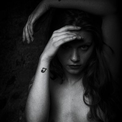 Sarah / Nude  Fotografie von Fotograf Gregor Sticker ★20 | STRKNG