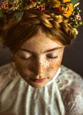 Luisa / Portrait  photography by Photographer Claudia Gerhard ★17 | STRKNG