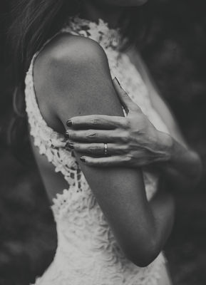 Detail / Wedding  photography by Photographer Claudia Gerhard ★17 | STRKNG