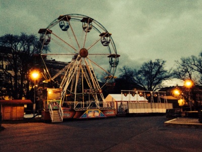 Merry go round / Nacht  Fotografie von Fotografin Katerina Vankova | STRKNG