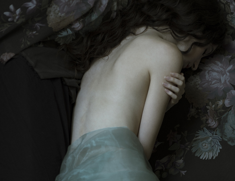 Room 00 - &copy; Vivienne B | Portrait